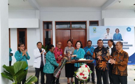 PKK Papua Barat Buka Layanan Kesehatan dan Administrasi Kependudukan Gratis