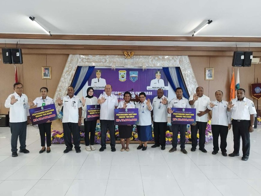 Empat Kepala OPD Papua Barat Jadi Orang Tua Asuh Anak Stunting di Manokwari