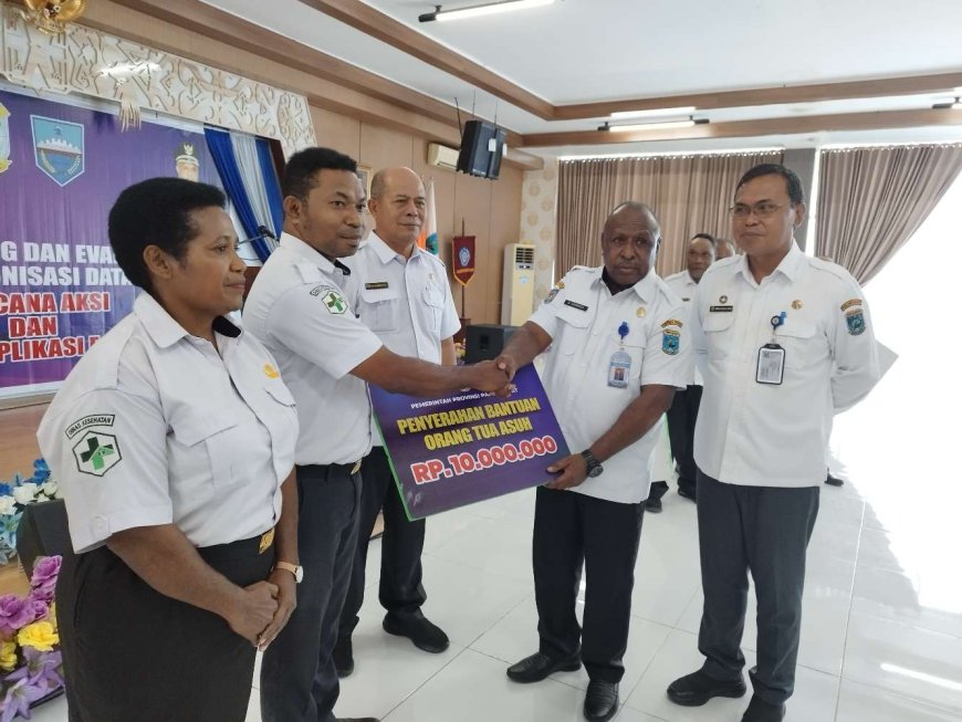 Empat Kepala OPD Papua Barat Jadi Orang Tua Asuh Anak Stunting di Manokwari