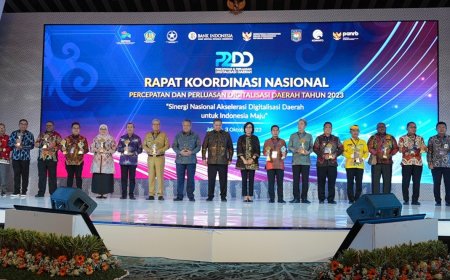Papua Barat Raih Penghargaan Provinsi terbaik TP2DD Wilayah Nusamapua