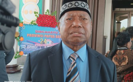 Dominggus Mandacan: Suku Besar Arfak Siap Dukung Pembangunan