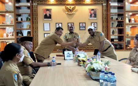 Pj. Sekda Pimpin Sertijab Plt Kepala Dinas PUPR Papua Barat