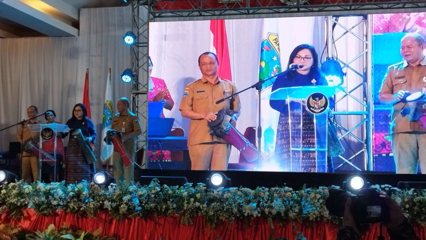 Dr Jeane Marie Tulung Buka Rakernas Bimas Kristen, LPPN, dan LPPD Se-Indonesia di Manokwari