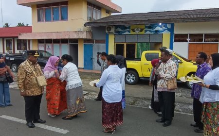 Kehadiran Ali Baham di Manokwari Disambut Suku Mbaham Matta dan Kepala Suku Besar Arfak