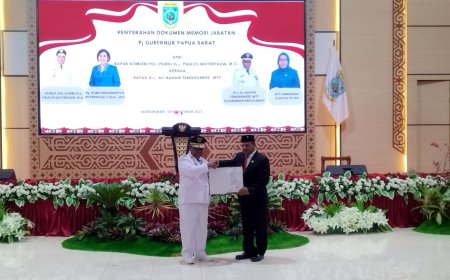 Pj Gubernur Ali Baham Tunjuk Yacob Fonataba Sebagai Plt Sekda Papua Barat