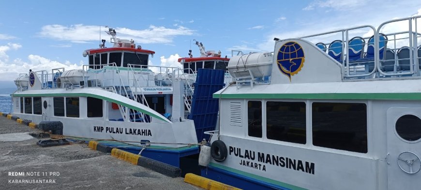 Tiga Kapal Bantuan Pemerintah Pusat Sudah Terparkir di Pulau Mansinam