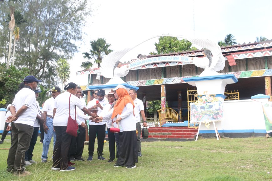 Lounching HAB Ke-78 Bumi Kasuari Dilaksanakan di Makam Ottow dan Geissler