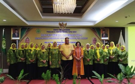 Hj Suriyati Pimpin DPD Pengajian Al Hidayah Papua Barat