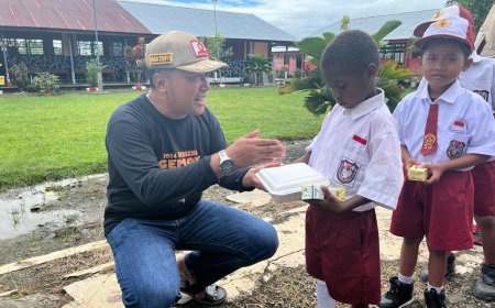 GEMIRA dan PERISAI Prabowo Realisasikan Makan Siang dan Susu Gratis 3 Sekolah Dasar di Mansel