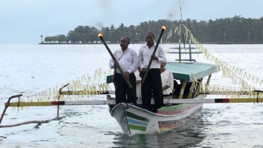 Perayaan Hut Ke-163, Jemaat Elim Kwawi Gelar Prosesi Obor Injil Dari Pulau Mansinam