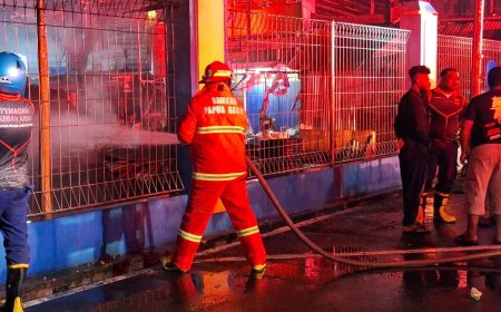 Tiga Lapak di Terminal Wosi Terbakar