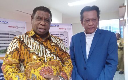 Ali Baham Minta ASN Gunakan Bank Papua  untuk Transaksi