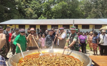 Bobon Santoso dan Kuali Merah Putih Hadir di Manokwari