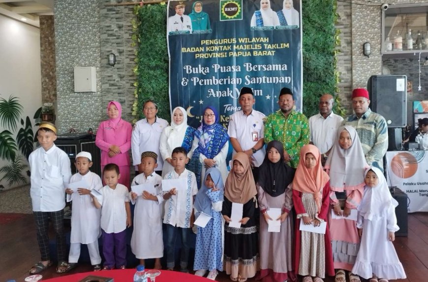 Bukber Pengurus Wilayah BKMT Papua Barat, Nuzulul Quran dan Santunan Anak Yatim