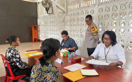 Kapolda Papua Barat Pantau Pemeriksaan Administrasi Penerimaan Anggota Polri