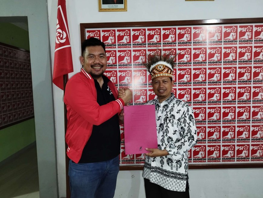 Pendaftaran Suyanto Disambut Hangat Ketua DPD PSI Manokwari