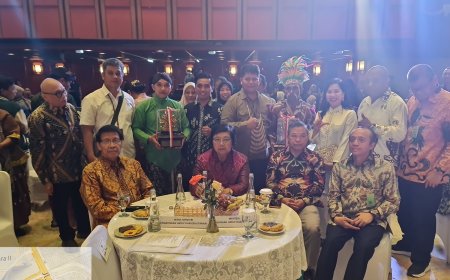 Siapa Sosok Adolof Olof Wonemseba, Penerima Kalpataru 2024 Asal Papua Barat