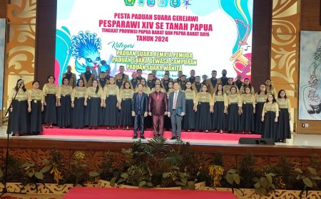 Seluruh Peserta Pesparawi XVI Kategori Paduan Suara Dewasa Campuran Tampil Memukau