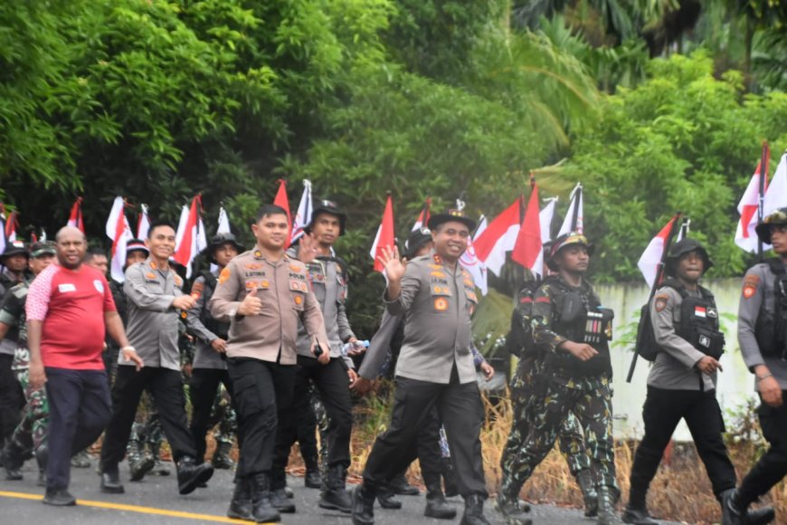 Polda Papua Barat Gelar Jalan Juang Tempuh Jalan Kaki 78 KM