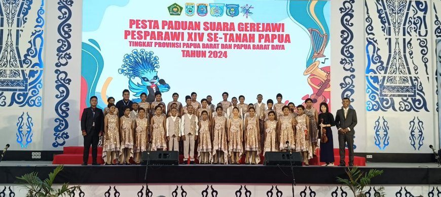 Tampil Memukau, Kakanwil Kemenag Papua Barat  Apresiasi Paduan Suara Anak Kabupaten Raja Ampat