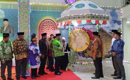 Pj Gubernur Ali Baham Temongmere Buka MTQ X Tingkat Provinsi Papua Barat