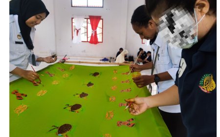 Lapas Perempuan Manokwari Latih Warga Binaan Membatik