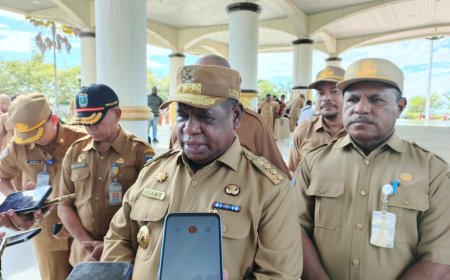 Pj Gubernur Ali Baham Pacu Laporan Kinerja Triwulan III