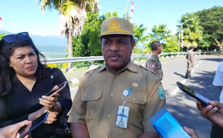 Pj Sekda Fonataba Pastikan Kesiapan Upacara HUT-RI Hingga Pembentangan 13.280 Merah Putih