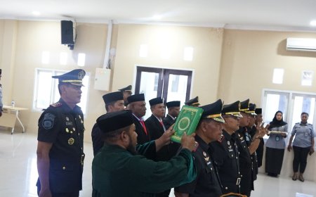 Kakanwil Lantik Dan Ambil Sumpah Sejumlah Pejabat Kemenkumham