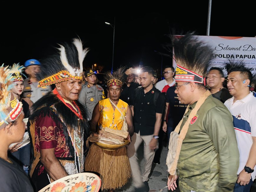 Kapolda Papua Barat Kunjungan Kerja di Teluk Wondama