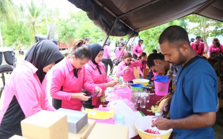 Bhayangkari Papua Barat Laksanakan Bakti Sosial di Pulau Lemon