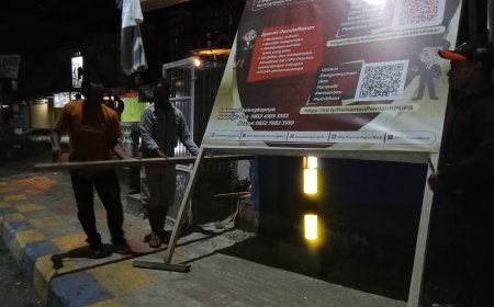 KPU Manokwari Mulai Copot Alat Peraga Kampanye