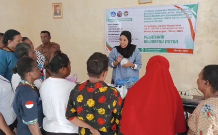 STKIP Muhammadiyah Manokwari Dampingi Nelayan Mengolah Ikan Dan Budidaya Tanaman Hidroponik