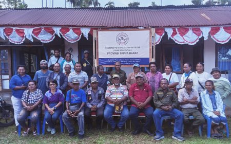 Kesbangpol PB Kunjungi Ormas Peternakan Ayam Petelur