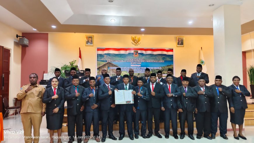 DPRK Pegaf Setujui Bupati dan Wakil Bupati Terpilih Periode 2025-2030