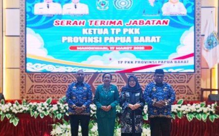 Sertijab Ketua PKK Papua Barat, Gubernur: Segera Bentuk TP-PKK Yang Solid