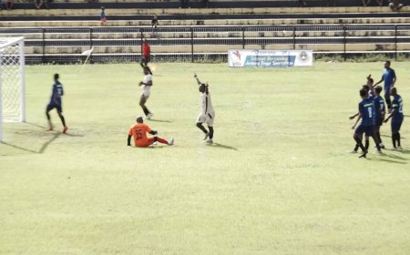 Manokwari United FC Berhasil Tahklukan Mnukwar FC