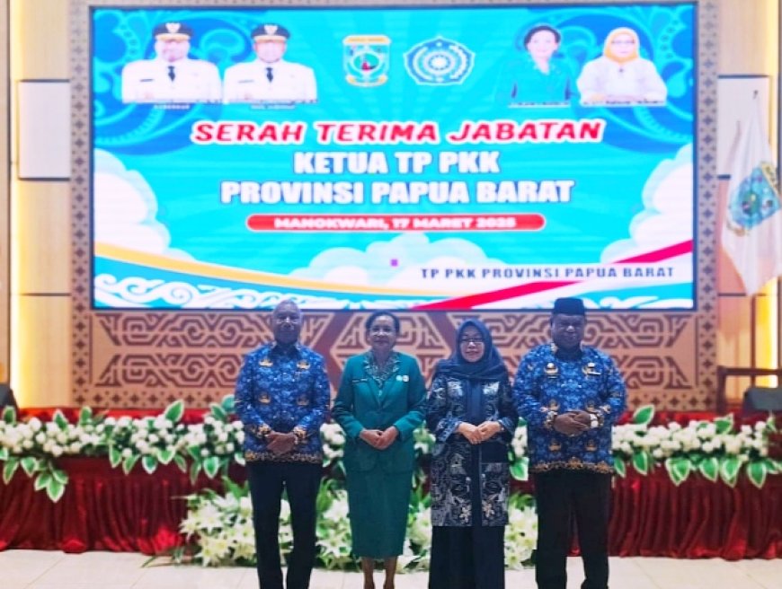 Sertijab Ketua PKK Papua Barat, Gubernur: Segera Bentuk TP-PKK Yang Solid