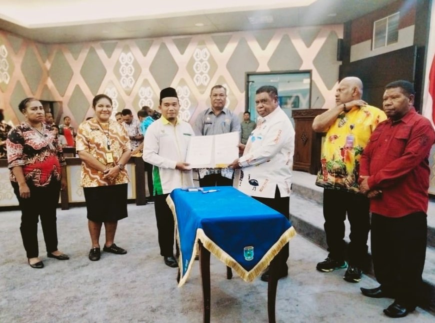 186 Lembaga dan Organisasi Tandatangani NPHD Kesra Provinsi Papua Barat