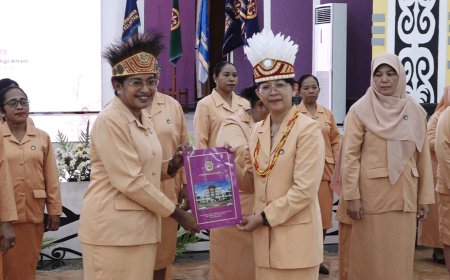 Ketua DWP Universitas Papua resmi dikukuhkan oleh Ketua DWP Kemendiktisaintek