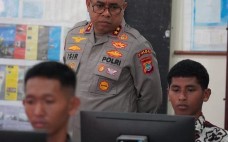 Kapolda Papua Barat Tinjau Tes CAT Akademik Penerimaan Bintara Polri 2025