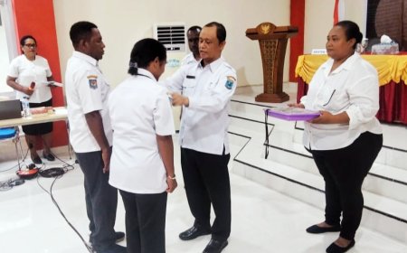 Menjaga Identitas Bangsa, Dinas Kearsipan Papua Barat Sosialisasi Pelestarian Naskah Kuno