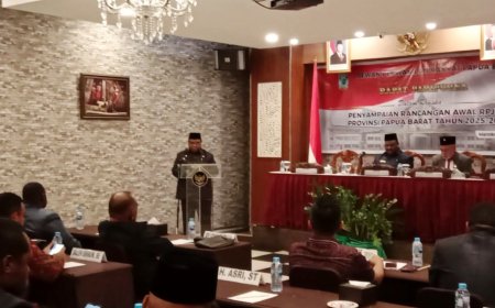 Pemprov Papua Barat Serahkan Ranwal RPJMD 2024-2029 Ke DPRP