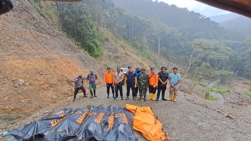 Cuaca Ekstrem Jadi Kendala Pencarian Korban Banjir dan Longsor di Pegunungan Arfak