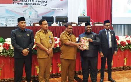 Sampaikan LKPJ ke DPR, Berikut Capaian Pemprov Papua Barat Tahun 2024