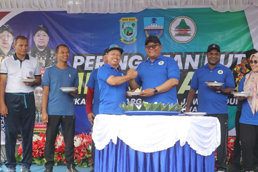 18 Tahun Ikaswara Manokwari Semakin Erat Untuk Menjadi Lebih Hebat