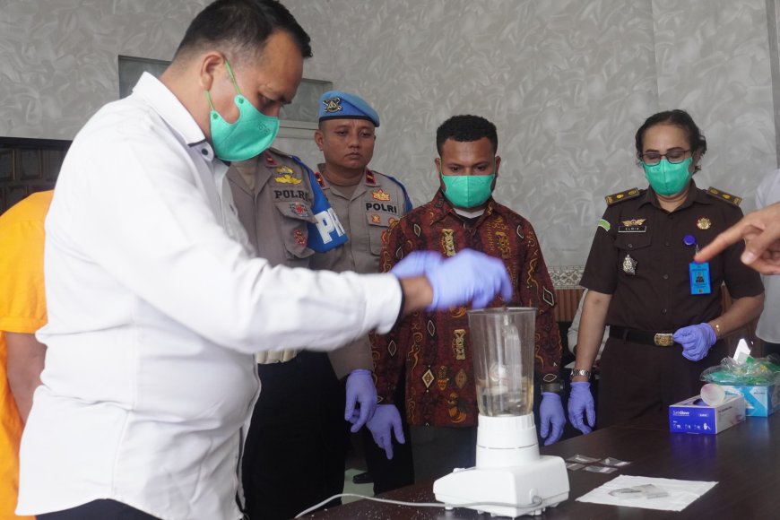 Polda Papua Barat Musnahkan Narkotika Jenis Sabu 17,52 Gram