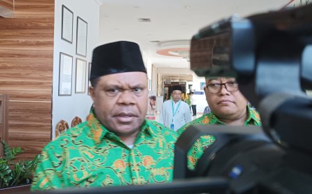 Pemerintah Manokwari Komitmen Berikan Pendidikan Gratis