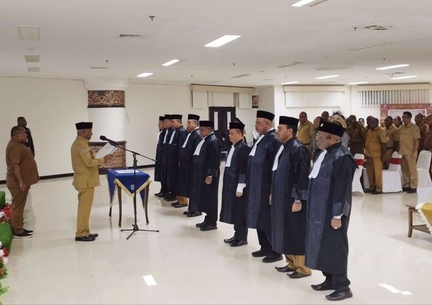 Gubernur Papua Barat Kukuhkan Majelis TPTGR dan Kode Etik