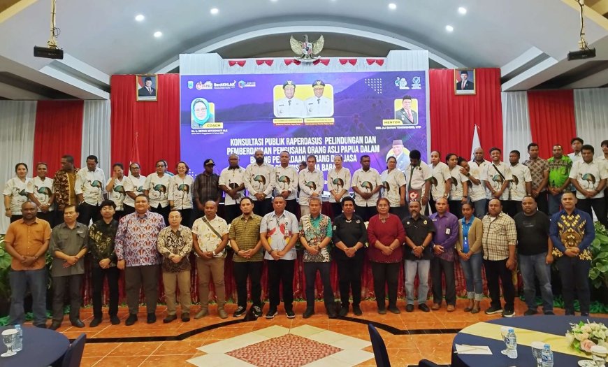 PAL-KOAP Ikut Boboti Raperdasus Pemberdayaan Pengusaha OAP Dalam Konsultasi Publik